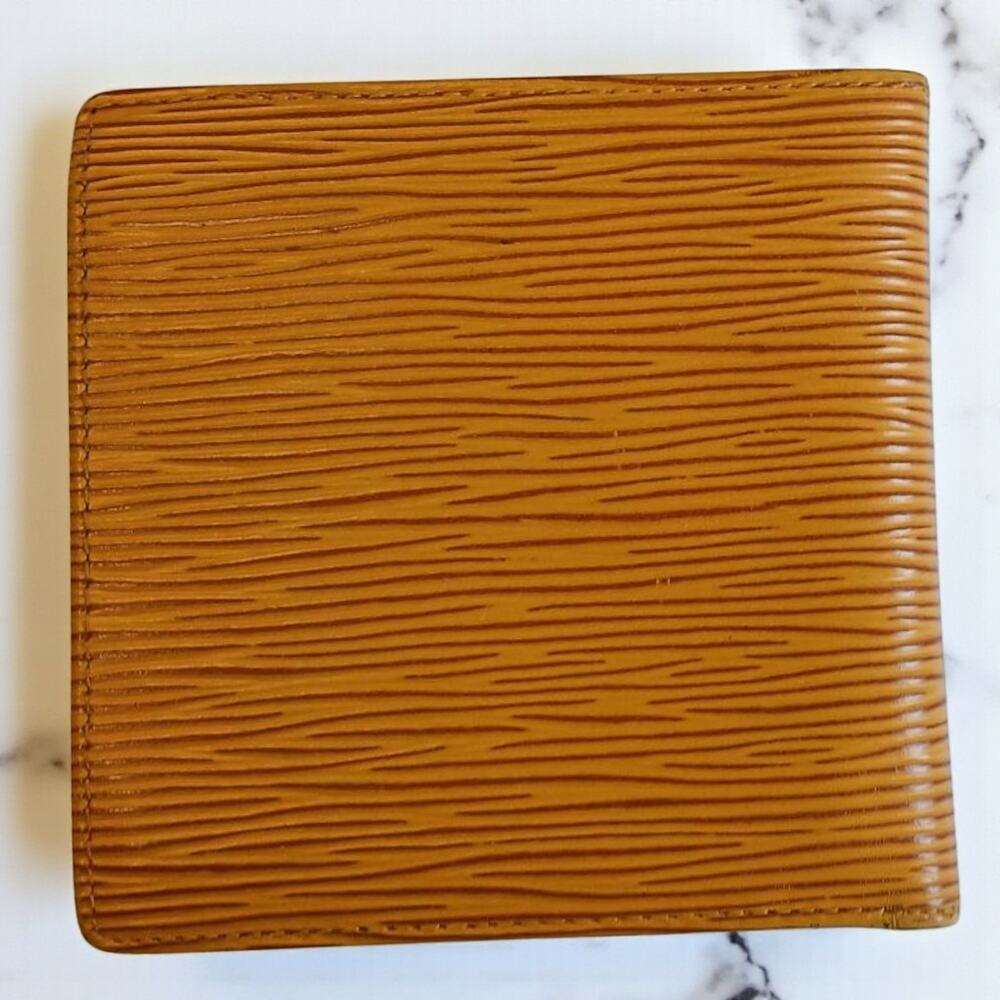 Authentic Louis Vuitton Marco Epi Leather Bifold Wallet Yellow & COA. - Picture 2 of 14
